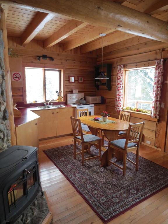 Blaeberry Mountain Lodge Golden Rom bilde